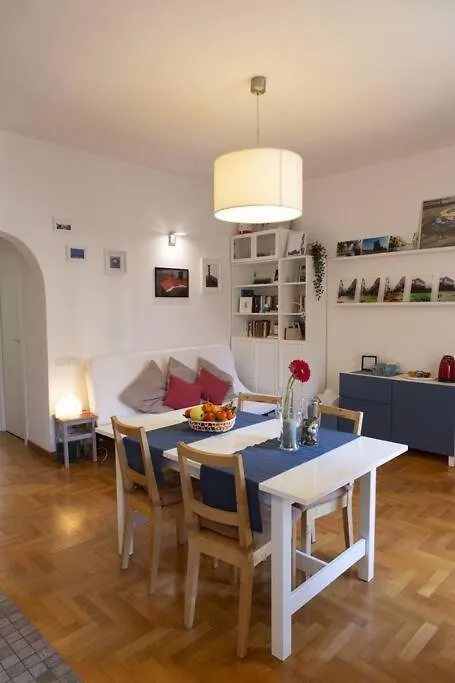 La Casa Sull'Isola Apartment Rome