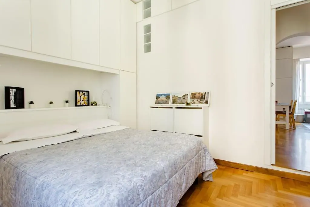 La Casa Sull'Isola Apartment Rome