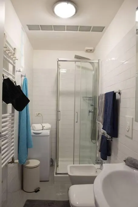 La Casa Sull'Isola Apartment Rome
