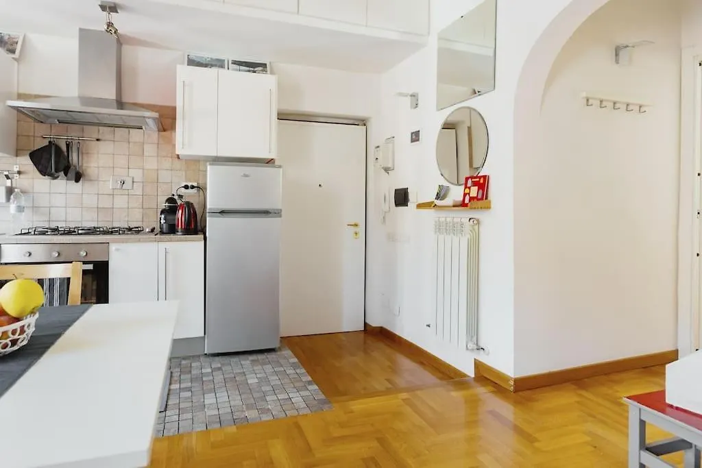 La Casa Sull'Isola Apartment Rome Italy