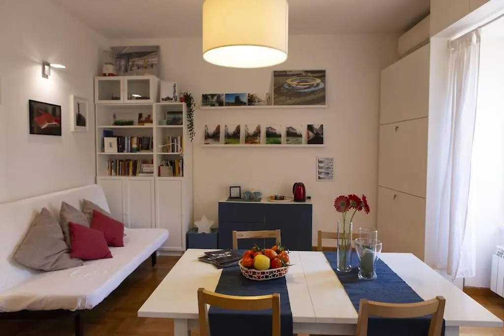 La Casa Sull'Isola Apartment Rome