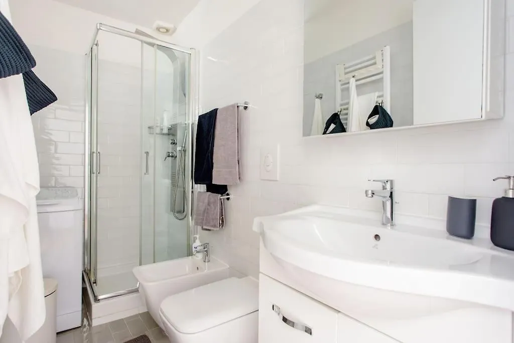 La Casa Sull'Isola Apartment Rome Italy